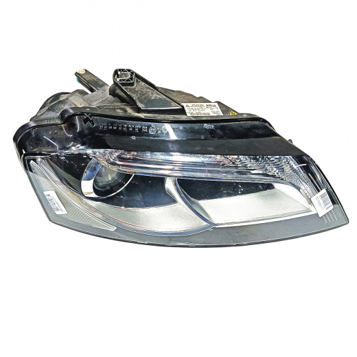Фара Audi A3 '08-'13 правая ксенон (8P0941004) контрактная