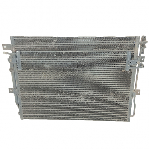 Радиатор кондиционера Land Rover Discovery '09-'17/ Range Rover Sport '05-'13 контрактный