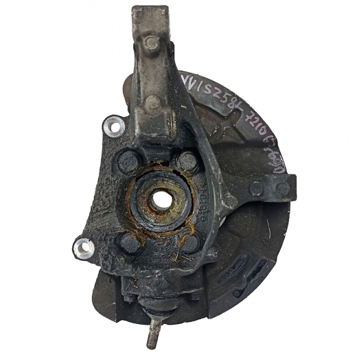 Ступица передняя Volvo XC70 '00-'07 4WD 5x108 (ABS) правая контрактная