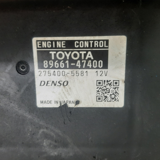 Компьютер двигателя Toyota Prius '09-'15 (2ZR-FXE) 2WD CVT контрактный 89661-47400