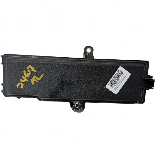 Блок реле (под капот) Lexus Is '13-'19 задний контрактный