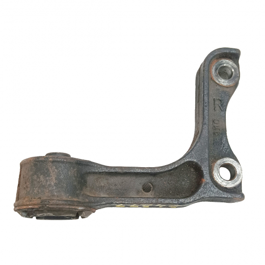Подушка редуктора моста Toyota Hilux Surf '95-'02/ Land Cruiser Prado '96-'02/ 4Runner '95-'02 передняя правая контрактная TY0040DMT