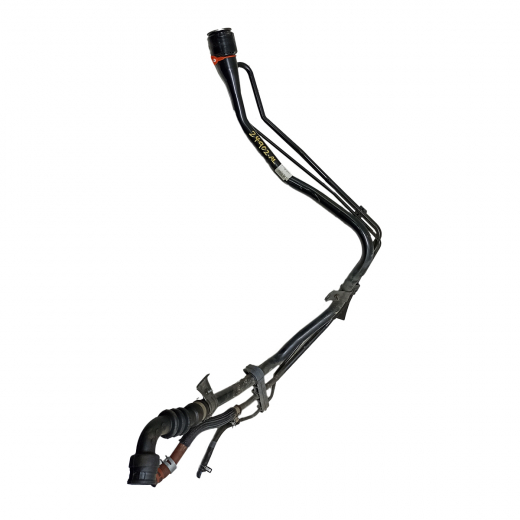 Горловина топливного бака Toyota Highlander '13-'20 контрактная