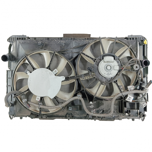 Радиатор охлаждения Toyota Harrier '13-'20/ Lexus Nx '14-'21 (8AR-FTS) AT контрактный в сборе