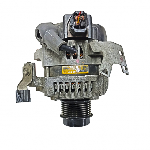 Генератор двигателя Toyota (1AZ-FE, 2AZ-FE, 1AZ-FSE, 2AZ-FSE) квадратный разъем, 4 конт., пластиковая крышка, обгонная муфта контрактный