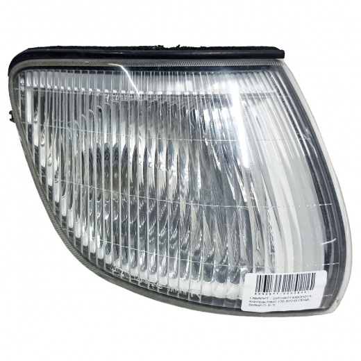 Габарит Mitsubishi Delica Space Gear '97-'07 правый белый (120-87245) контрактный