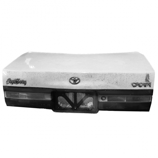 Крышка багажника Toyota Crown '95-'97 (30-212) контрактная 