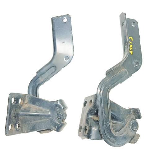 Шарнир двери багажника Mitsubishi Outlander '05-'12 комплект контрактный