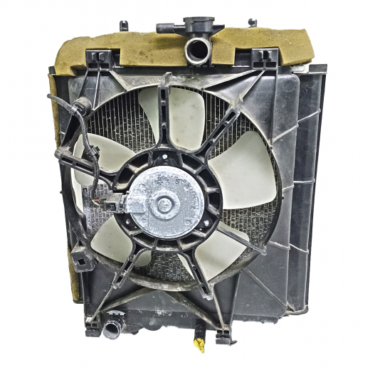 Радиатор охлаждения Toyota Passo '14-'16 (1KR-FE) CVT без охлаждения КПП контрактный в сборе