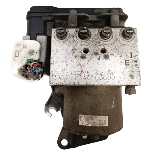 Блок ABS Mazda Demio / Ford Festiva '99-'02 (B3-E, B5-E) контрактный 