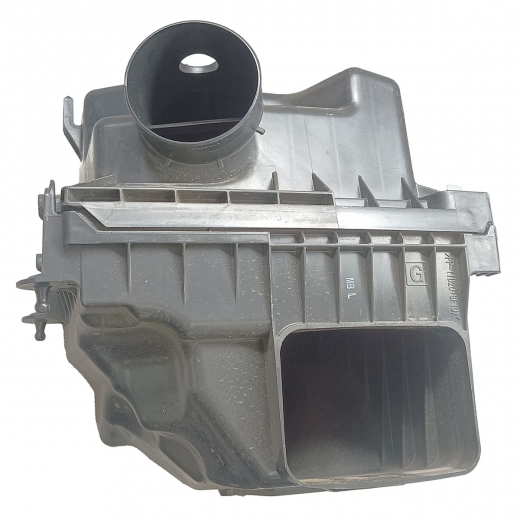 Корпус воздушного фильтра Toyota Camry '17-'23 (2AR-FE, 6AR-FSE) контрактный