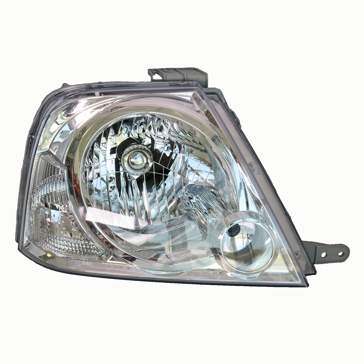 Стекло фары сузуки гранд витара. Tyc 20-0470-35-2. Фара suzuki 35320-65j12. Сузуки гранд витара 1999г лампы в фарах. Лампы фары сузуки гранд витара.