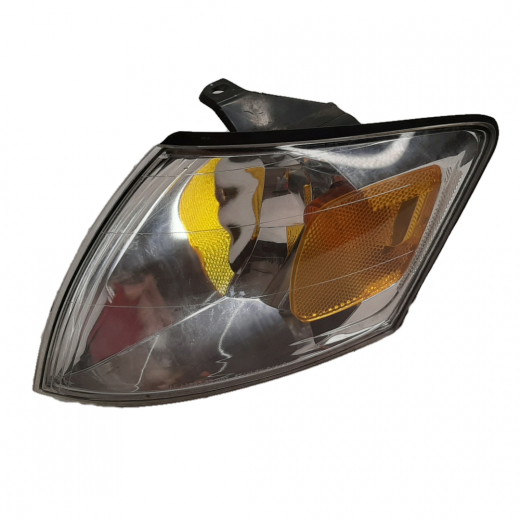 Габарит Mazda MPV '99-'02 левый (41-49) контрактный