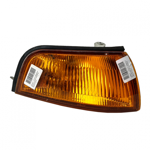 Габарит Mitsubishi Mirage/ Lancer '95-'97 правый желтый (045-4340) контрактный