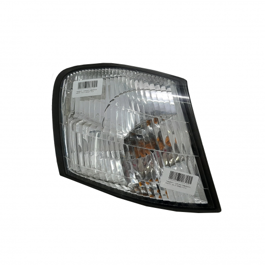 Габарит Nissan Liberty '98-'01 правый (34-27) контрактный