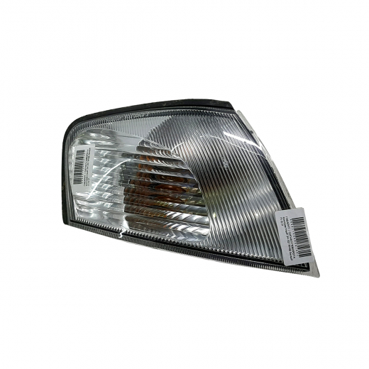 Габарит Nissan Wingroad '99-'01  AD/ Mazda Familia Van '04-'08 правый белый (34-32) контрактный