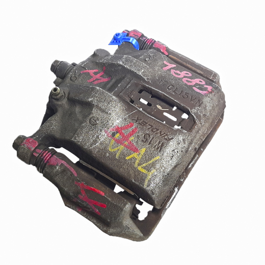 Суппорт тормозной Honda Inspire/ Saber '95-'03/ Accord '98-'03/ Avancier '99-'03 передний правый (под диск 282 *23) контрактный