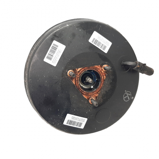 Вакуумный усилитель Toyota Corolla/ Sprinter '91-'02/ Trueno/ Levin '91-'95/ Marino/ Ceres '92-'98 (5A-FE, 4A-FE, 4A-GE, 4A-GZE, 4E-FE, 2C, 3E, 2E, 3C-E) 3 шпильки Контрактный