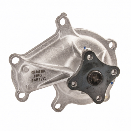 Помпа охлаждения Nissan R'nessa '97-'01/ Presage / Bassara '98-'03 Bluebird '91-'95  (KA24DE) GMB GWN-50A